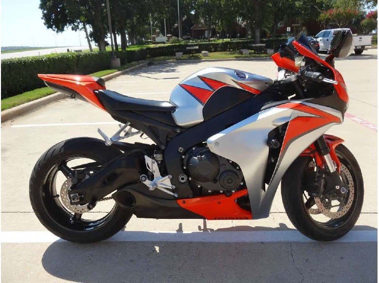 Руль Honda cbr1000rr 2007